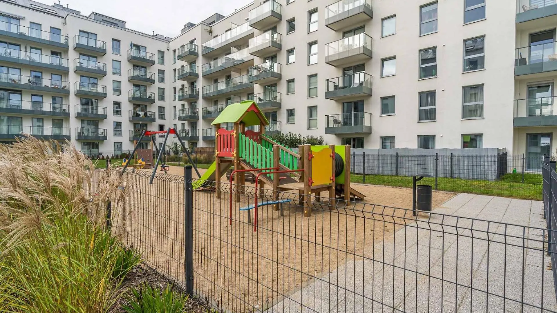 아파트 Riverside Garden Apartament Marina 그단스크 폴란드